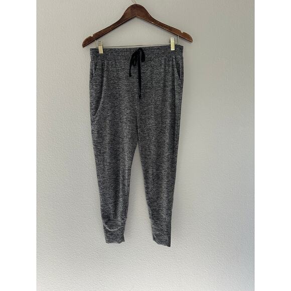 Beyond Yoga Lightweight Gray Jogger size Small - Picture 9 of 10
